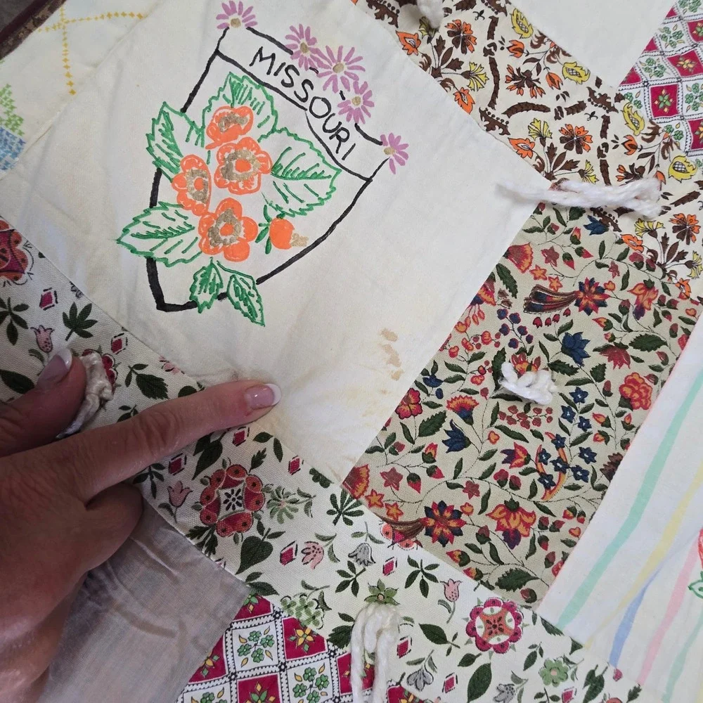 Vintage Handmade Quilt USA State Flowers Patchwork Folk Art Cottagecore 57x90